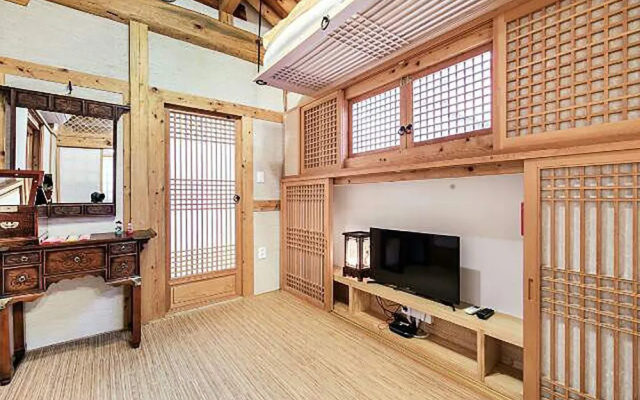 Ihwa Hanok