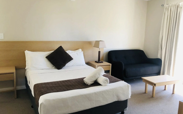 Hamilton Brisbane Airport Hotel