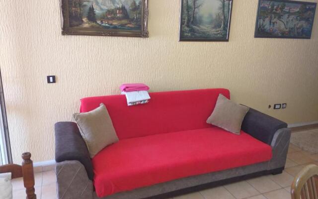 Apartman Sutomore 2