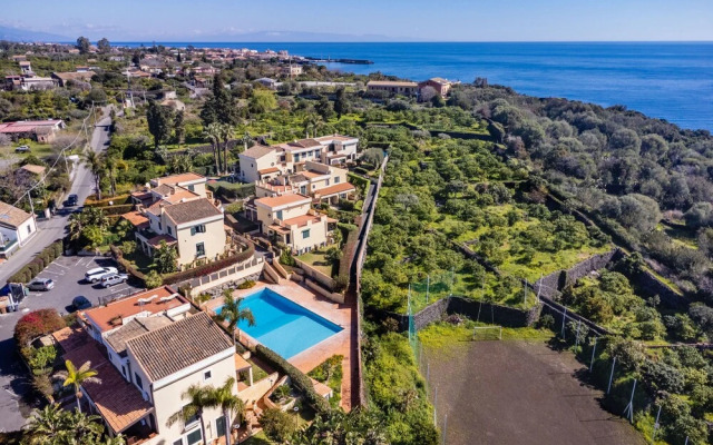 Villa Leone with Pool by Wonderful Italy