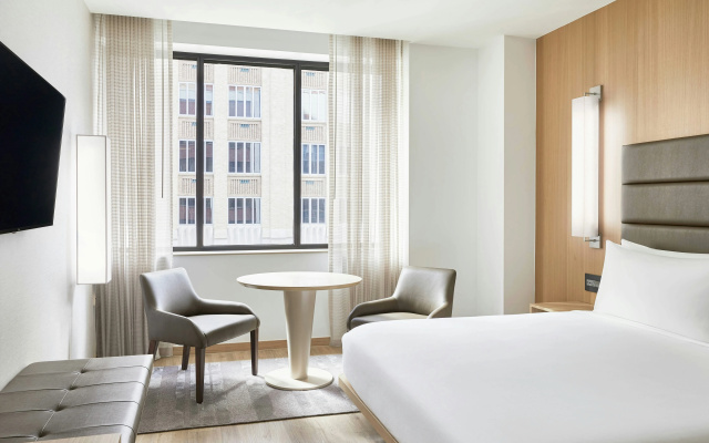 AC Hotel by Marriott Houston Downtown