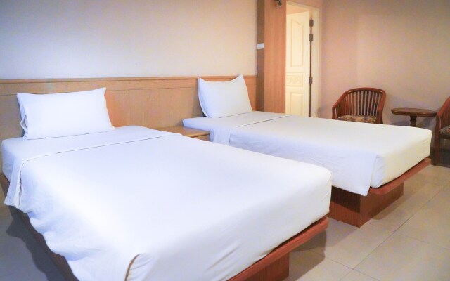 DT Hotel - Pratunam