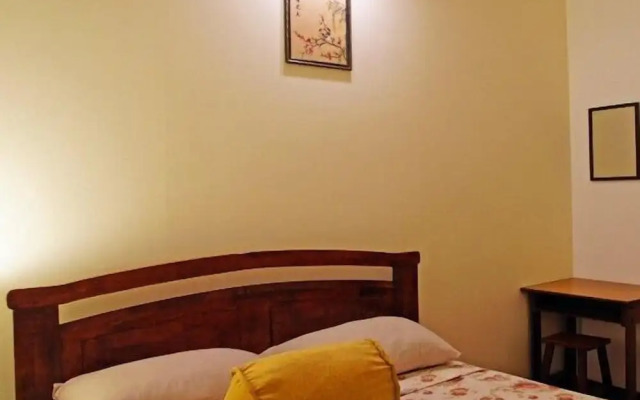Sojourn Beds & Cafe - Hostel