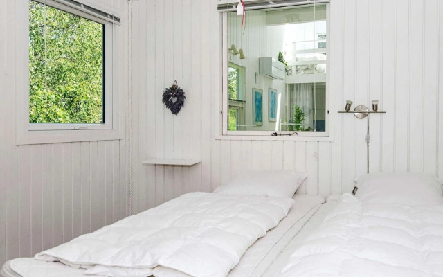 Simplistic Holiday Home in Ringkøbing near Sea