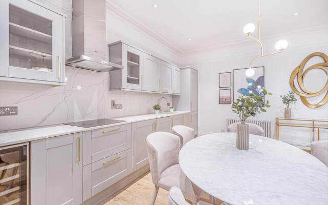 Royal Kensington - Standard 3 bed