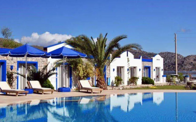 Fi Light Solto Boutique Beach