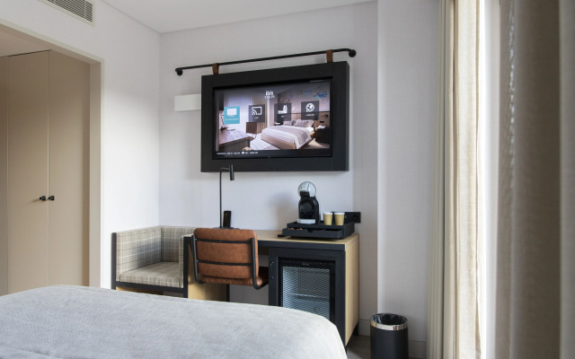 ibis Styles Lisboa Aeroporto - Image 5