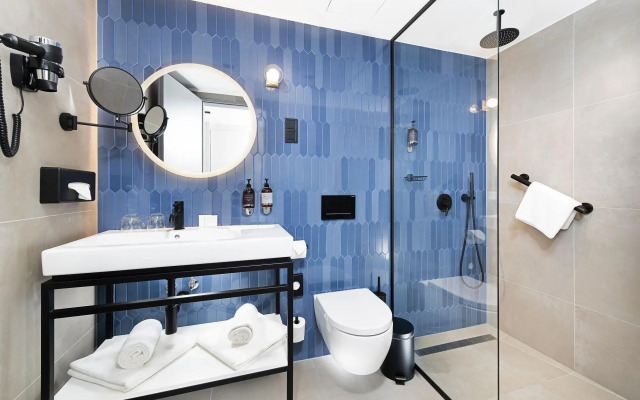 Three Corners Downtown Hotel