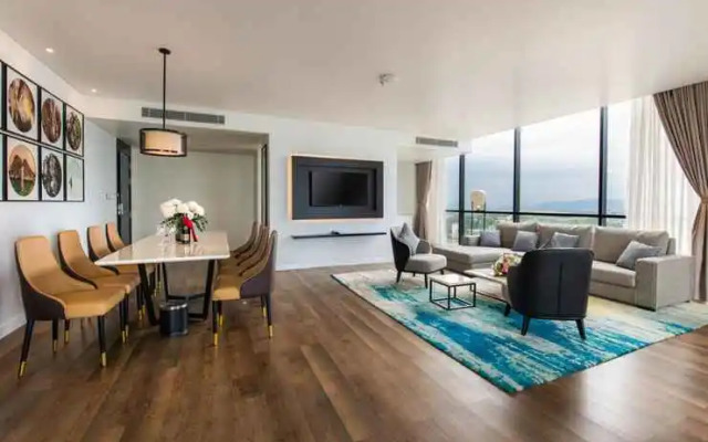 Hotel Soleil Ha Long – Trademark Collection by Wyndham