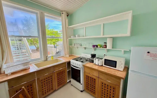 Utila Seabreeze Vacation Apartments