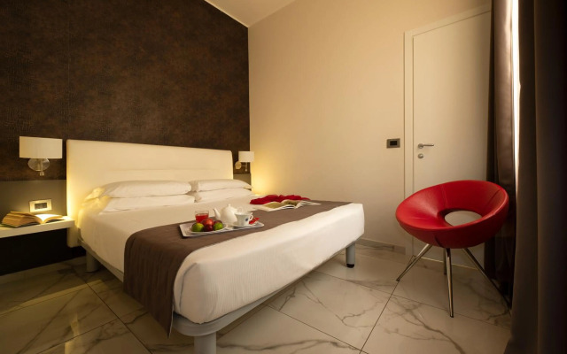 Collection O The Bangkok Airport Link Suite