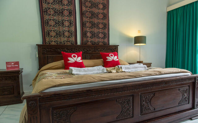 ZEN Rooms Seminyak Drupati 1