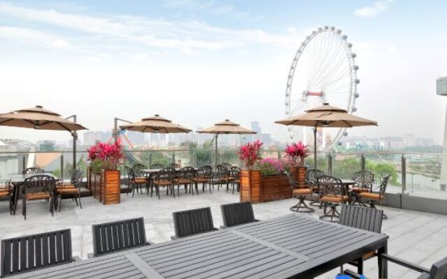 Bay Breeze Holiday Hotel (OCT Harbour PLUS Foshan)