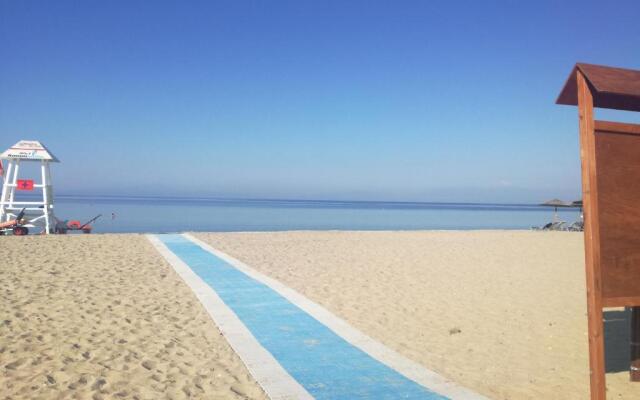 Halkidiki beach apartments 2 Nea Kalikratia Vergia beach