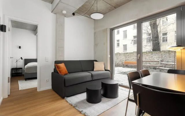 Global Living I The Graf