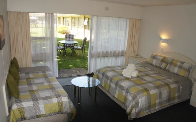 Airport Gold Star Motel