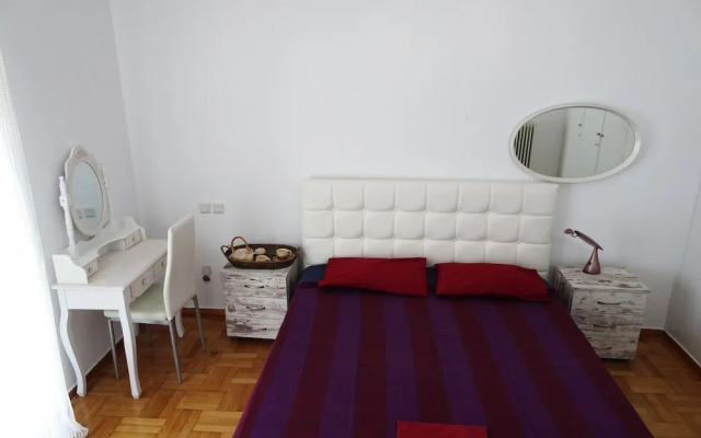 Eva's Urban Apt In Athens