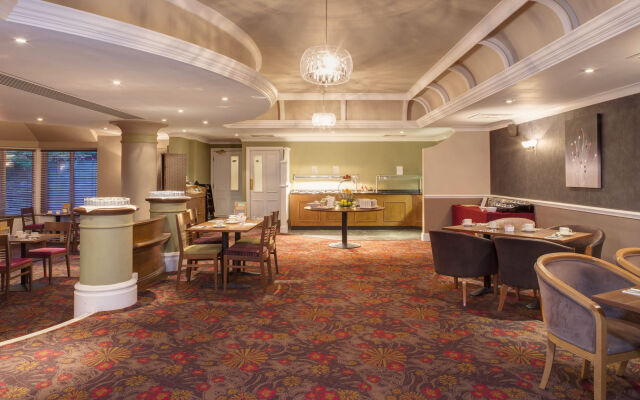 Holiday Inn Reading West by IHG