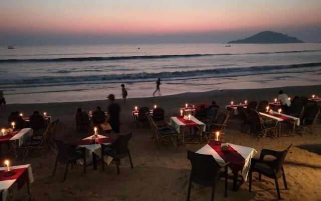 Royal Touch Beach Huts & Restaurant