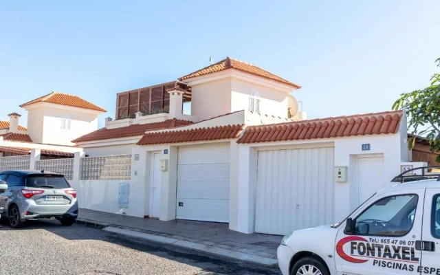 Flatguest Pajara + 2 terraces + 9 PAX + Sea view