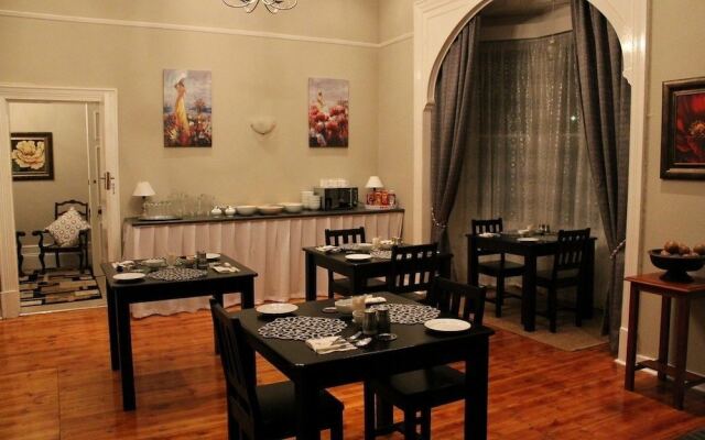 Tranquil House B&B @ 10 Berry St