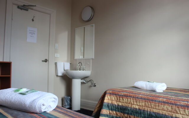 Gardners Inn Hotel