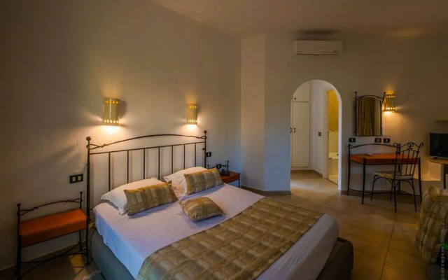 Cercina Hotel