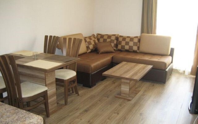 Ravda Dom Apartments