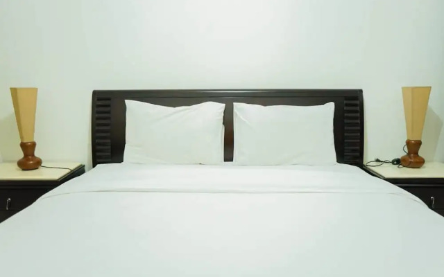 2BR with Study Room at L'Avenue Apartment