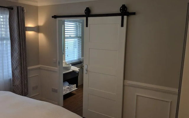 Maclean Guest House