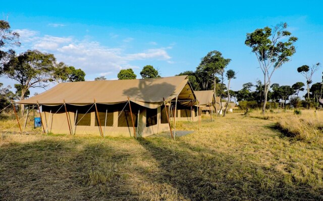 Serengeti Savannah Camps