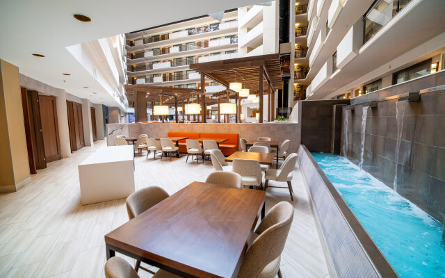 Embassy Suites by Hilton Kansas City Overland Park