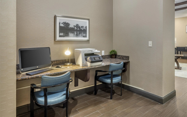 Best Western Plus Lee's Summit Hotel & Suites