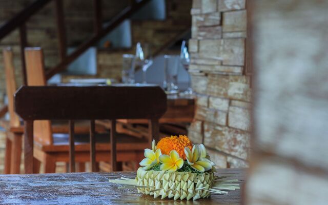 Candy Villa by Pramana Villas