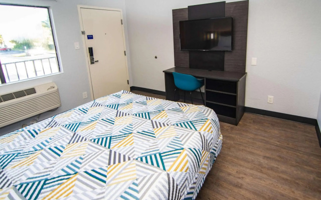 Motel 6 Ft. Pierce, FL, Fort Pierce