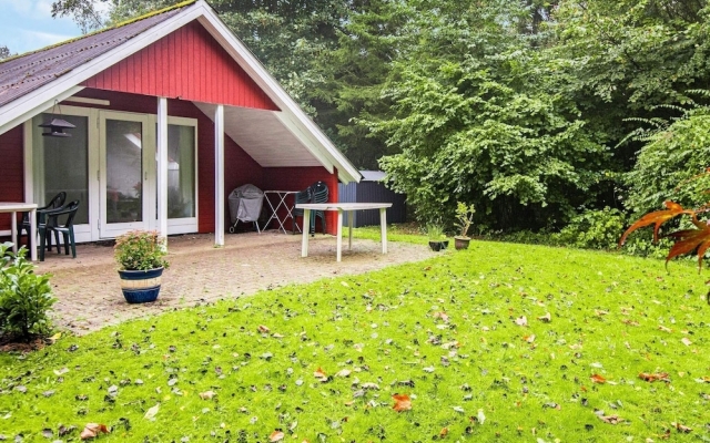 6 Person Holiday Home in Toftlund
