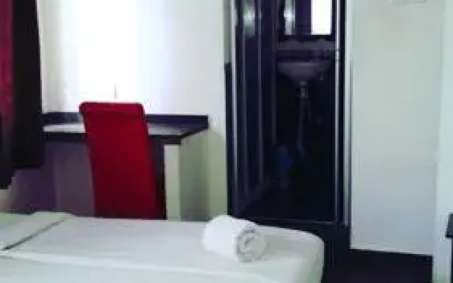 The HB hotel