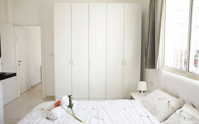 Kerem Hateiminim Apartments