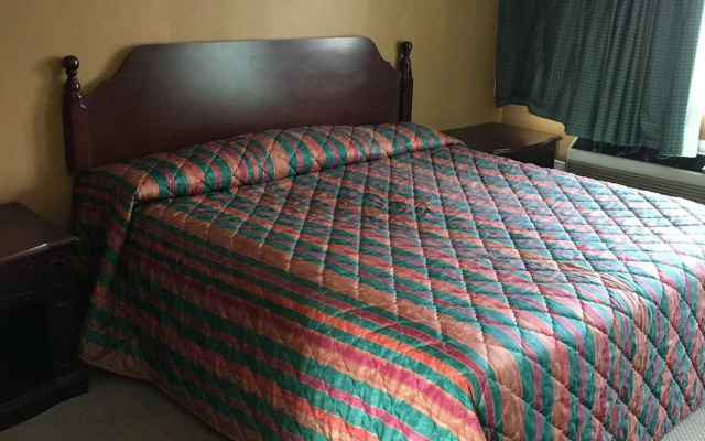 University Lodge Motel