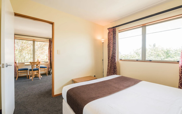 Central Park Motor Lodge