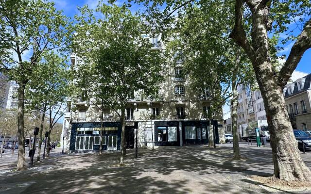 1620 - Montparnasse - Charmant Studio