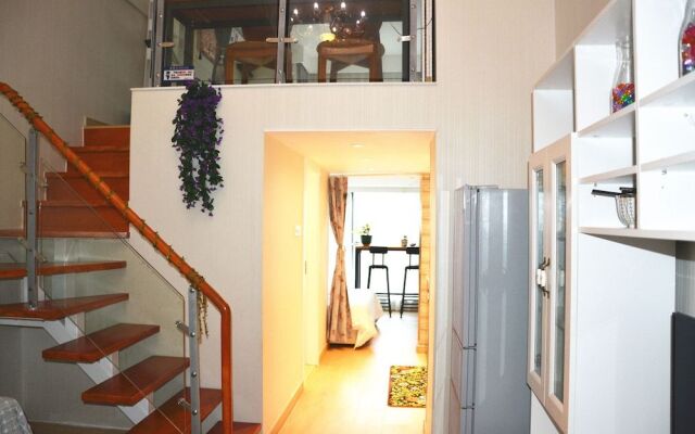 Warm House Apartment