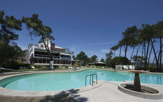 Vintage Hotel Parque do Rio