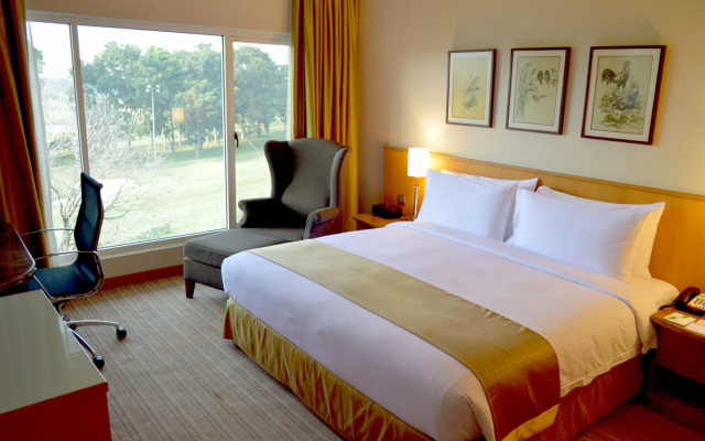 Glenmarie Hotel & Golf Resort
