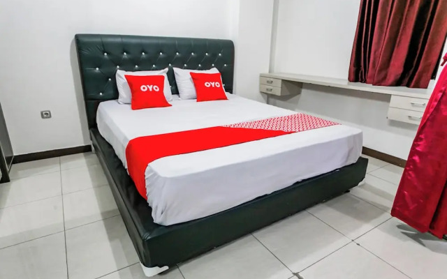 OYO 94069 Mp Room