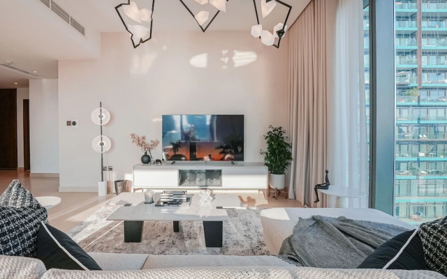 Luxe Living - Spacious 2BR - Marina Gate