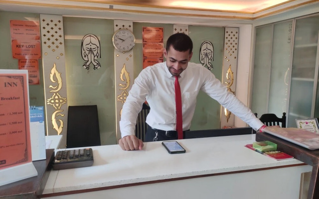 Hotel Asok Inn