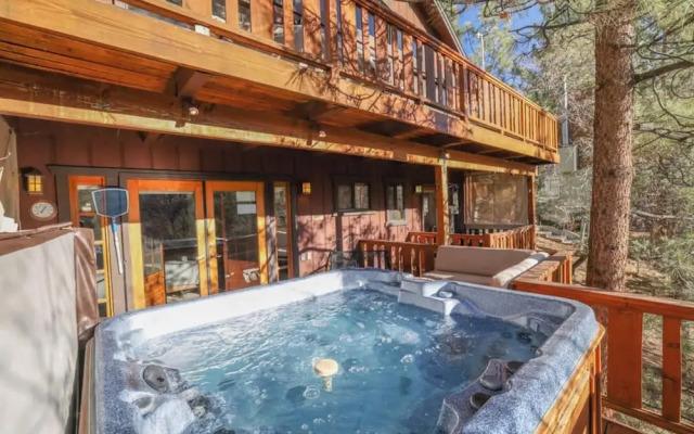 Moonridge Mountain Retreat