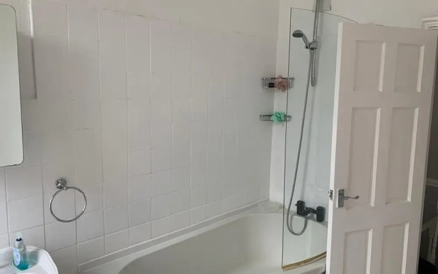 Rotzy Residences Burnley Home Away From Home