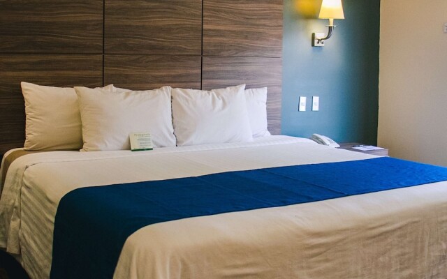 Best Western Plus Cumbres Aeropuerto